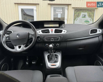 Чорний Рено Сценік, об'ємом двигуна 1.46 л та пробігом 247 тис. км за 6499 $, фото 9 на Automoto.ua