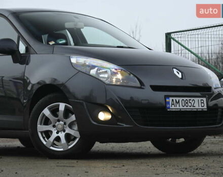 Чорний Рено Сценік, об'ємом двигуна 1.6 л та пробігом 206 тис. км за 6999 $, фото 2 на Automoto.ua