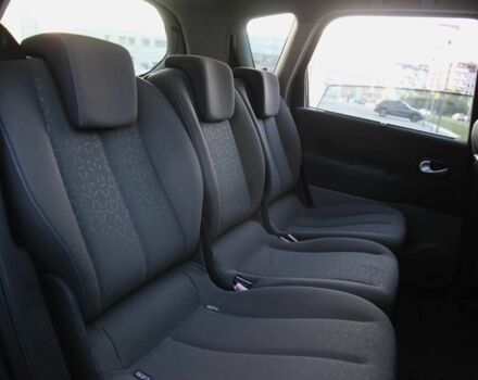 Рено Сценик 2009 в Харькове на Automoto.ua Черный Рено Сценик, объемом двигателя 1.5 л и пробегом 211 тыс. км за 5950 $, фото 8 на Automoto.ua