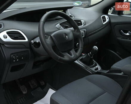 Чорний Рено Сценік, об'ємом двигуна 1.6 л та пробігом 206 тис. км за 6999 $, фото 19 на Automoto.ua