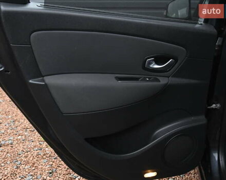 Чорний Рено Сценік, об'ємом двигуна 1.6 л та пробігом 206 тис. км за 6999 $, фото 25 на Automoto.ua