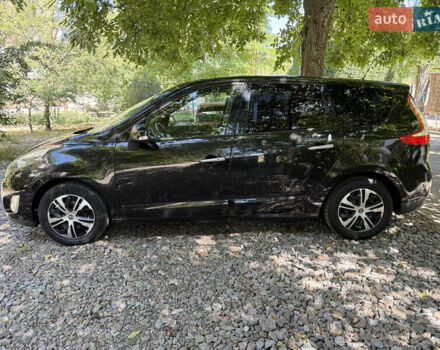 Черный Рено Сценик, объемом двигателя 1.4 л и пробегом 263 тыс. км за 6700 $, фото 3 на Automoto.ua