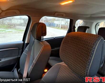 Чорний Рено Сценік, об'ємом двигуна 1.5 л та пробігом 140 тис. км за 6500 $, фото 7 на Automoto.ua
