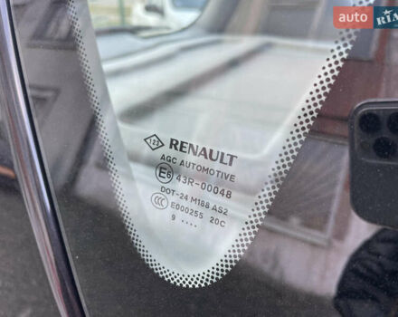 Черный Рено Сценик, объемом двигателя 1.5 л и пробегом 149 тыс. км за 8800 $, фото 64 на Automoto.ua