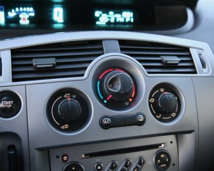 Рено Сценик 2009 в Харькове на Automoto.ua Черный Рено Сценик, объемом двигателя 1.5 л и пробегом 211 тыс. км за 5950 $, фото 15 на Automoto.ua