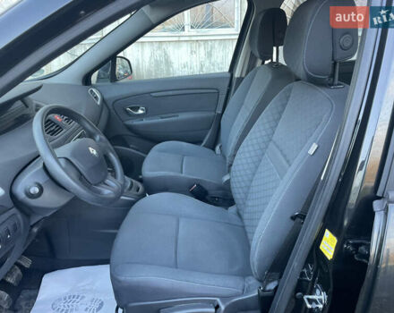 Черный Рено Сценик, объемом двигателя 1.5 л и пробегом 149 тыс. км за 8800 $, фото 22 на Automoto.ua