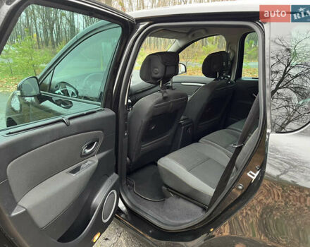 Черный Рено Сценик, объемом двигателя 1.87 л и пробегом 300 тыс. км за 6500 $, фото 7 на Automoto.ua