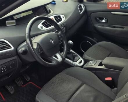 Черный Рено Сценик, объемом двигателя 1.4 л и пробегом 161 тыс. км за 5999 $, фото 26 на Automoto.ua