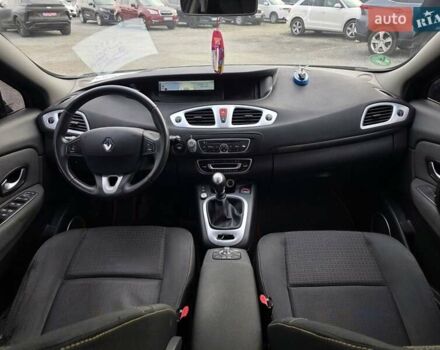 Черный Рено Сценик, объемом двигателя 1.4 л и пробегом 161 тыс. км за 5999 $, фото 28 на Automoto.ua