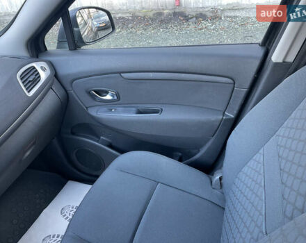 Черный Рено Сценик, объемом двигателя 1.5 л и пробегом 149 тыс. км за 8800 $, фото 42 на Automoto.ua