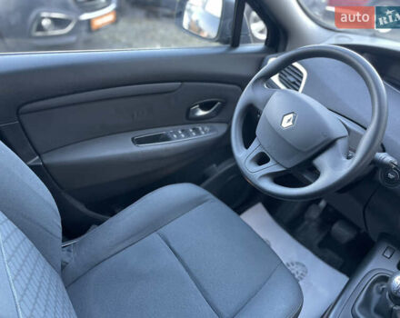 Черный Рено Сценик, объемом двигателя 1.5 л и пробегом 149 тыс. км за 8800 $, фото 40 на Automoto.ua