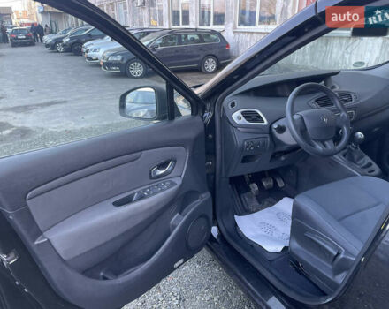 Черный Рено Сценик, объемом двигателя 1.5 л и пробегом 149 тыс. км за 8800 $, фото 21 на Automoto.ua