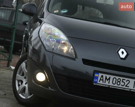 Чорний Рено Сценік, об'ємом двигуна 1.6 л та пробігом 206 тис. км за 6999 $, фото 3 на Automoto.ua