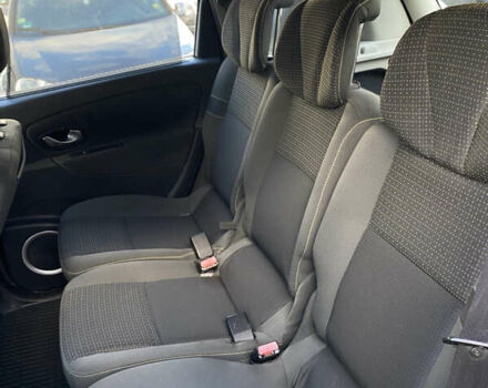 Чорний Рено Сценік, об'ємом двигуна 2 л та пробігом 227 тис. км за 7500 $, фото 7 на Automoto.ua