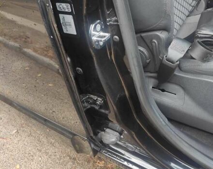 Черный Рено Сценик, объемом двигателя 1.6 л и пробегом 205 тыс. км за 7200 $, фото 19 на Automoto.ua