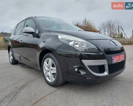 Рено Сценик 2010 в Мерефа на Automoto.ua Черный Рено Сценик, объемом двигателя 1.6 л и пробегом 189 тыс. км за 8100 $, фото 4 на Automoto.ua