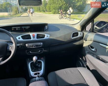 Черный Рено Сценик, объемом двигателя 1.46 л и пробегом 303 тыс. км за 6500 $, фото 49 на Automoto.ua