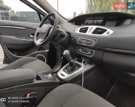 Черный Рено Сценик, объемом двигателя 1.46 л и пробегом 260 тыс. км за 5800 $, фото 13 на Automoto.ua