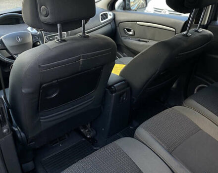 Чорний Рено Сценік, об'ємом двигуна 2 л та пробігом 227 тис. км за 7500 $, фото 8 на Automoto.ua