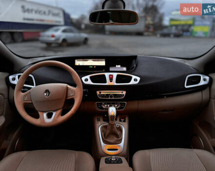 Чорний Рено Сценік, об'ємом двигуна 2 л та пробігом 168 тис. км за 8900 $, фото 8 на Automoto.ua