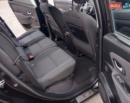 Рено Сценик 2010 в Дубно на Automoto.ua Черный Рено Сценик, объемом двигателя 1.5 л и пробегом 220 тыс. км за 6950 $, фото 31 на Automoto.ua