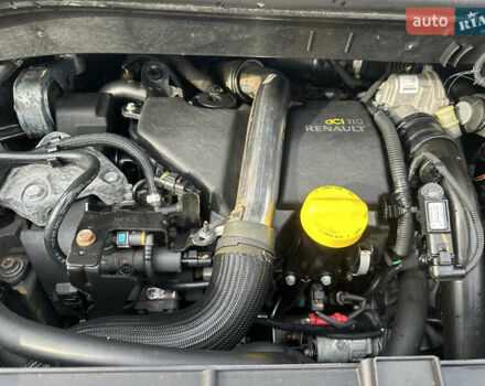 Черный Рено Сценик, объемом двигателя 1.5 л и пробегом 161 тыс. км за 7100 $, фото 32 на Automoto.ua