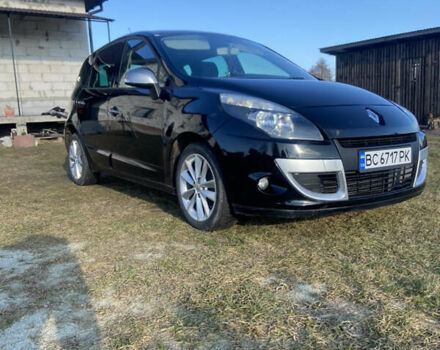 Черный Рено Сценик, объемом двигателя 1.5 л и пробегом 170 тыс. км за 6600 $, фото 10 на Automoto.ua