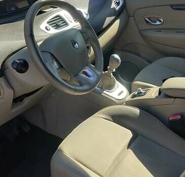 Чорний Рено Сценік, об'ємом двигуна 1.9 л та пробігом 280 тис. км за 7300 $, фото 4 на Automoto.ua