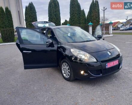 Рено Сценик 2010 в Дубно на Automoto.ua Черный Рено Сценик, объемом двигателя 1.5 л и пробегом 220 тыс. км за 6950 $, фото 80 на Automoto.ua
