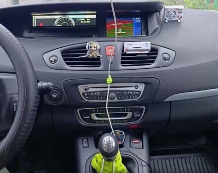 Черный Рено Сценик, объемом двигателя 1.4 л и пробегом 238 тыс. км за 7800 $, фото 1 на Automoto.ua