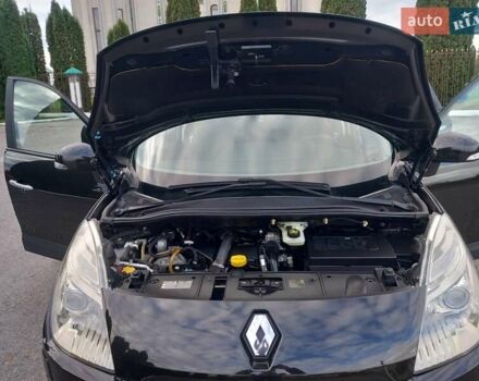 Рено Сценик 2010 в Дубно на Automoto.ua Черный Рено Сценик, объемом двигателя 1.5 л и пробегом 220 тыс. км за 6950 $, фото 62 на Automoto.ua