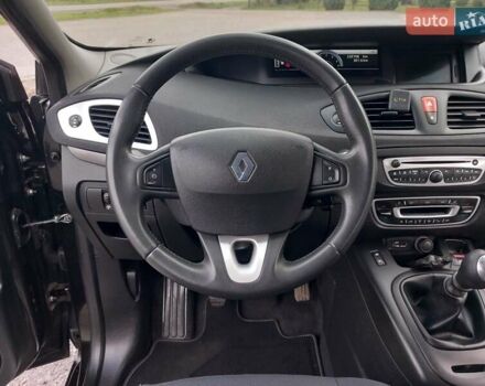 Рено Сценик 2010 в Дубно на Automoto.ua Черный Рено Сценик, объемом двигателя 1.5 л и пробегом 220 тыс. км за 6950 $, фото 42 на Automoto.ua