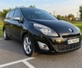 Черный Рено Сценик, объемом двигателя 1.87 л и пробегом 300 тыс. км за 7200 $, фото 1 на Automoto.ua