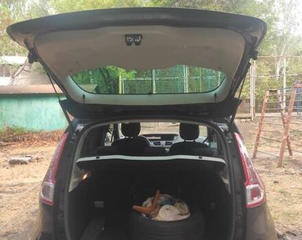 Черный Рено Сценик, объемом двигателя 1.6 л и пробегом 205 тыс. км за 7200 $, фото 13 на Automoto.ua