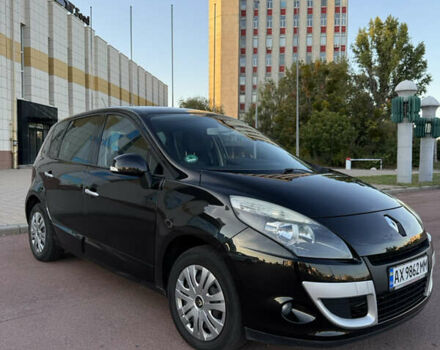 Черный Рено Сценик, объемом двигателя 1.6 л и пробегом 167 тыс. км за 7500 $, фото 2 на Automoto.ua