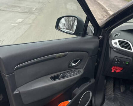 Чорний Рено Сценік, об'ємом двигуна 1.6 л та пробігом 303 тис. км за 5900 $, фото 9 на Automoto.ua