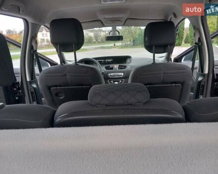 Рено Сценик 2010 в Дубно на Automoto.ua Черный Рено Сценик, объемом двигателя 1.5 л и пробегом 220 тыс. км за 6950 $, фото 50 на Automoto.ua