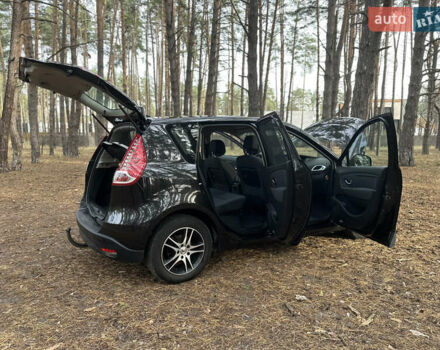 Черный Рено Сценик, объемом двигателя 1.5 л и пробегом 161 тыс. км за 7100 $, фото 9 на Automoto.ua