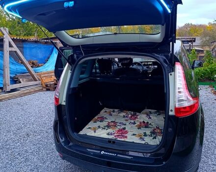 Черный Рено Сценик, объемом двигателя 1.4 л и пробегом 238 тыс. км за 7800 $, фото 12 на Automoto.ua