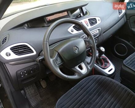 Чорний Рено Сценік, об'ємом двигуна 1.9 л та пробігом 260 тис. км за 7500 $, фото 22 на Automoto.ua