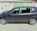 Черный Рено Сценик, объемом двигателя 1.46 л и пробегом 257 тыс. км за 2000 $, фото 1 на Automoto.ua