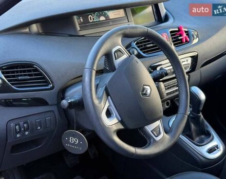 Чорний Рено Сценік, об'ємом двигуна 1.5 л та пробігом 233 тис. км за 7700 $, фото 17 на Automoto.ua