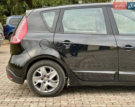 Черный Рено Сценик, объемом двигателя 1.5 л и пробегом 236 тыс. км за 7300 $, фото 6 на Automoto.ua