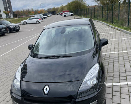 Рено Сценік 2011 у Луцьку на Automoto.ua Чорний Рено Сценік, об'ємом двигуна 1.5 л та пробігом 230 тис. км за 6950 $, фото 2 на Automoto.ua