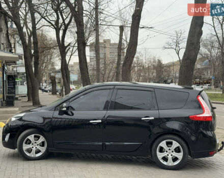 Черный Рено Сценик, объемом двигателя 1.6 л и пробегом 325 тыс. км за 8300 $, фото 4 на Automoto.ua