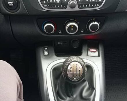 Черный Рено Сценик, объемом двигателя 1.5 л и пробегом 239 тыс. км за 5500 $, фото 11 на Automoto.ua