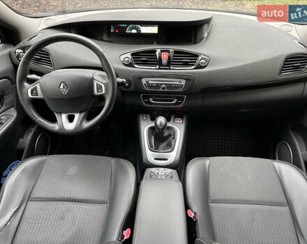 Чорний Рено Сценік, об'ємом двигуна 1.5 л та пробігом 279 тис. км за 7000 $, фото 16 на Automoto.ua