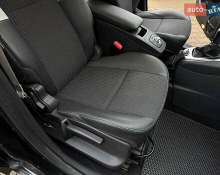 Чорний Рено Сценік, об'ємом двигуна 1.5 л та пробігом 260 тис. км за 6800 $, фото 9 на Automoto.ua