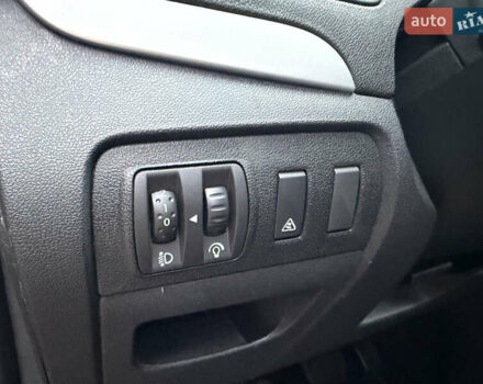 Чорний Рено Сценік, об'ємом двигуна 1.6 л та пробігом 179 тис. км за 6999 $, фото 18 на Automoto.ua