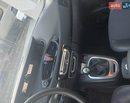 Чорний Рено Сценік, об'ємом двигуна 1.4 л та пробігом 202 тис. км за 5999 $, фото 7 на Automoto.ua